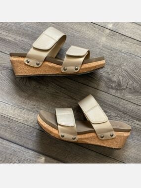 Women's Corkys Gold Double Strap Wedge Slide Sandals Size 10
